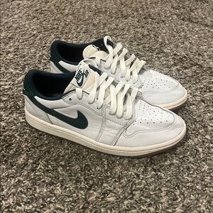 Nike Classic White and Dark Green Sneakers